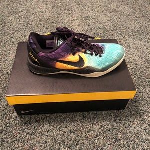 Kobe 8 Easter size 10.5